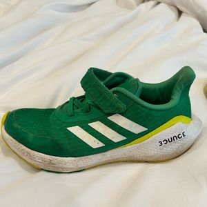 Boys adidas Velcro sneakers